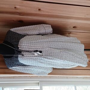 R&K Black and White Blouse Elegant Top